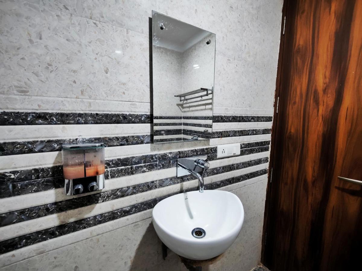 Hotel 21 Next To Chd Railway Station Chandīgarh Extérieur photo