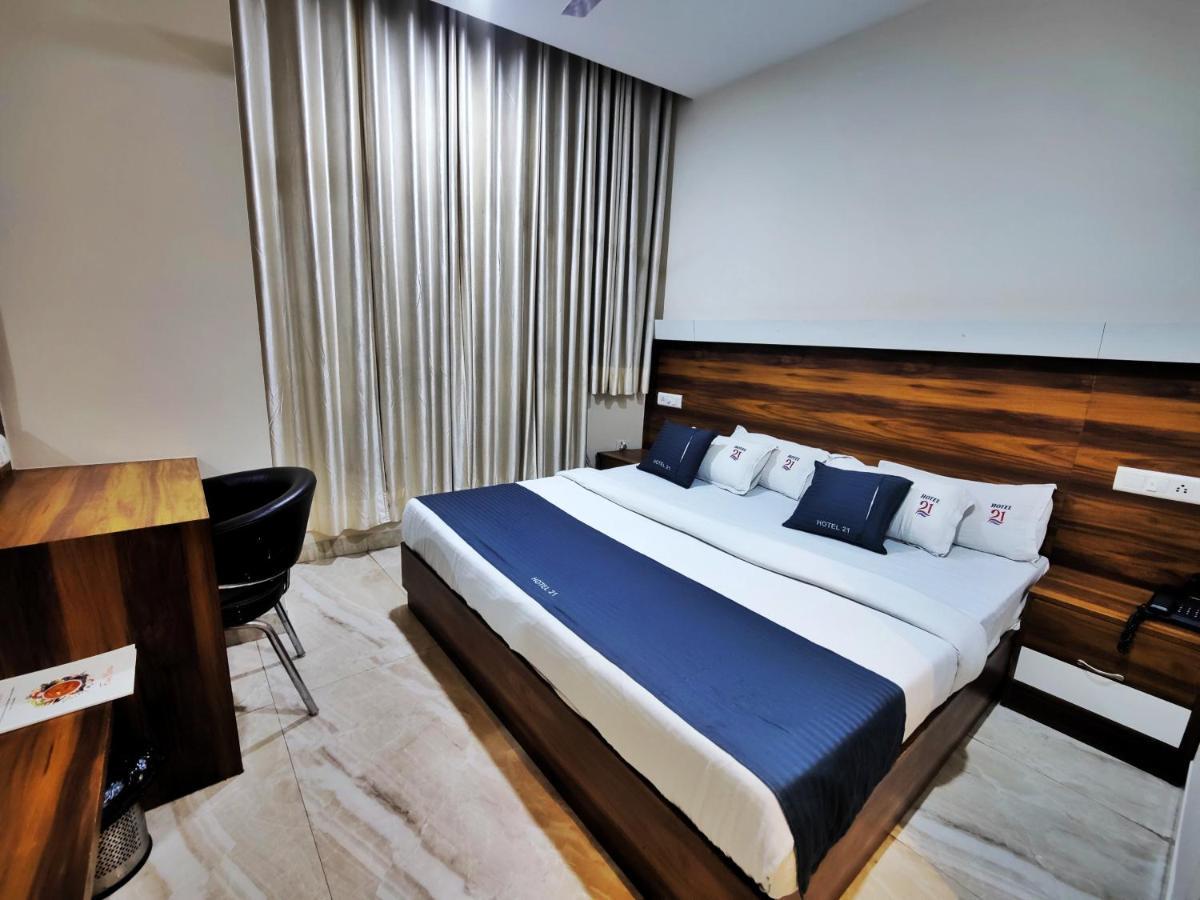 Hotel 21 Next To Chd Railway Station Chandīgarh Extérieur photo